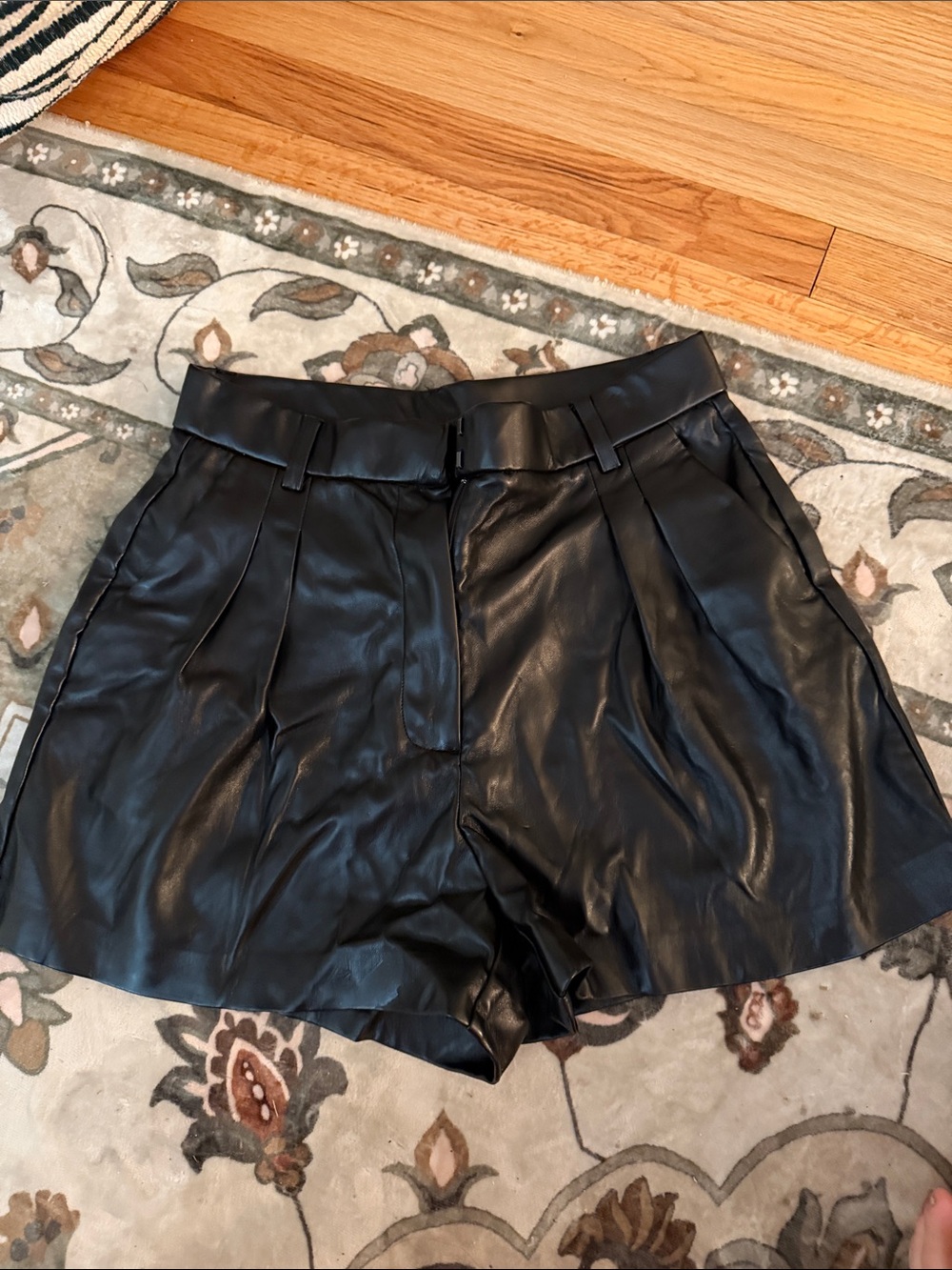 Rachel Zoe Black High-Waist Faux Leather Pleated Shorts